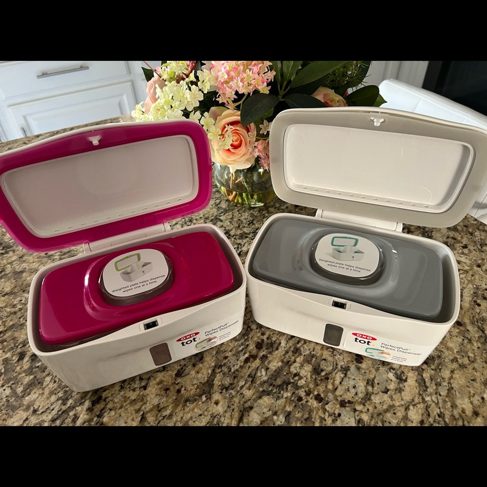OXO tot perfect pull baby wipe dispensers